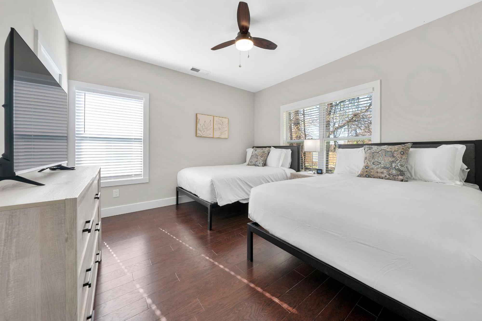 Family Friendly New Luxury Home Centrally Located 亚特兰大 外观 照片